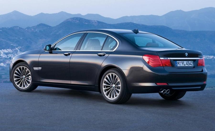  BMW 7-Series 2008 года  (фото 63 из 77)